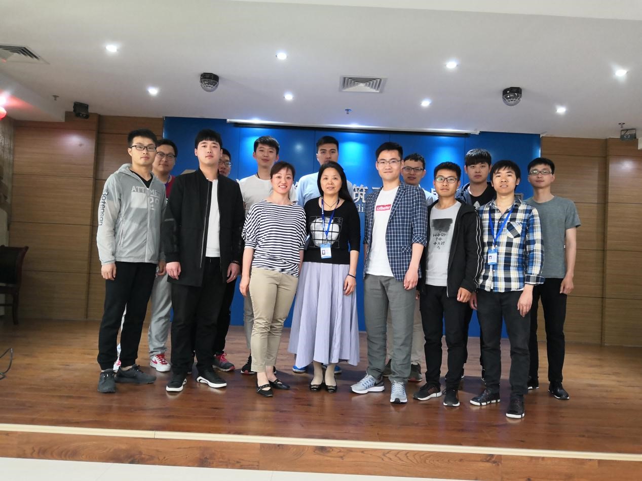 我公司首期BIM建模培訓(xùn)圓滿(mǎn)結(jié)束